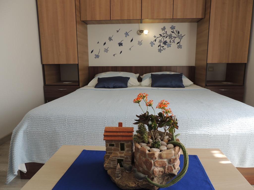 Apartments Barcarola Pag Town Zewnętrze zdjęcie