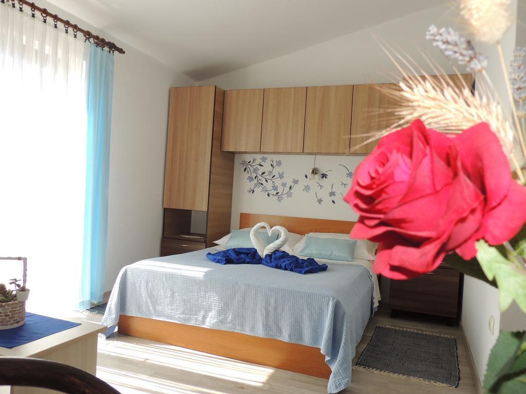 Apartments Barcarola Pag Town Zewnętrze zdjęcie